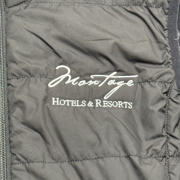 Anatomie Black Puffer Vest Men's Size S Small Thermolite Montage Hotels & Resort - Picture 3 of 12